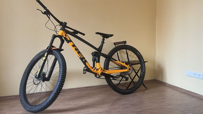 TREK Fuel EX5
