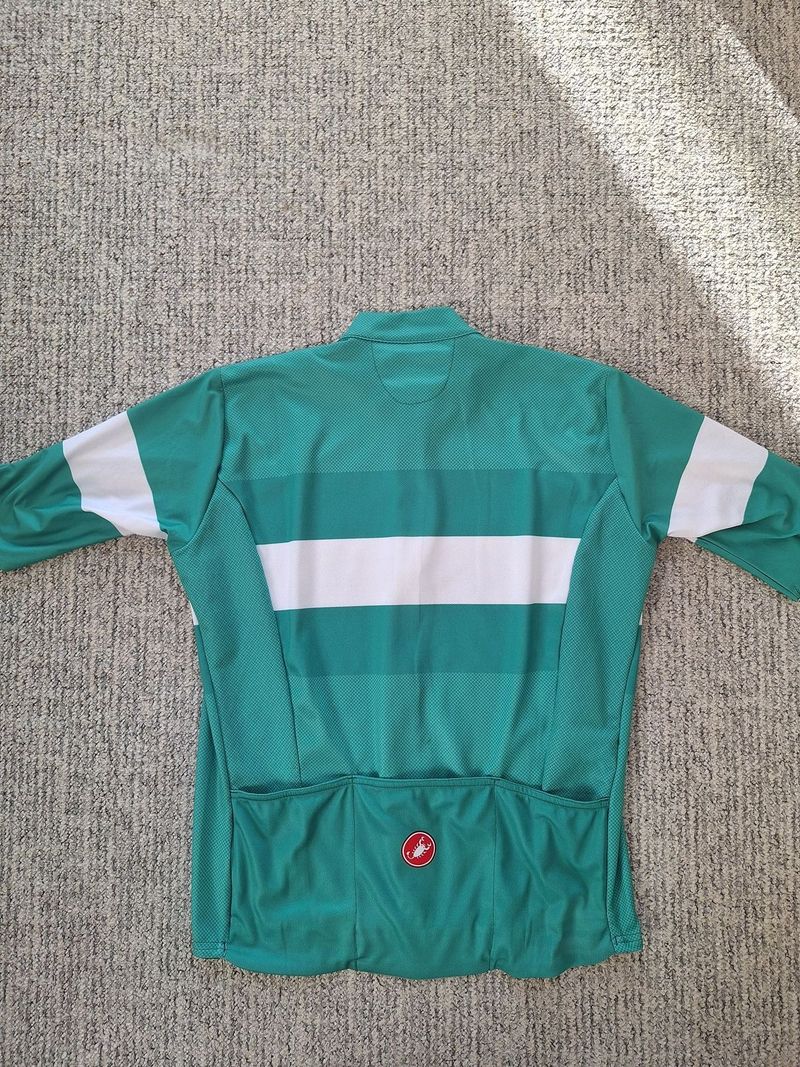 Dres Castelli (model La Mitica), vel. XL