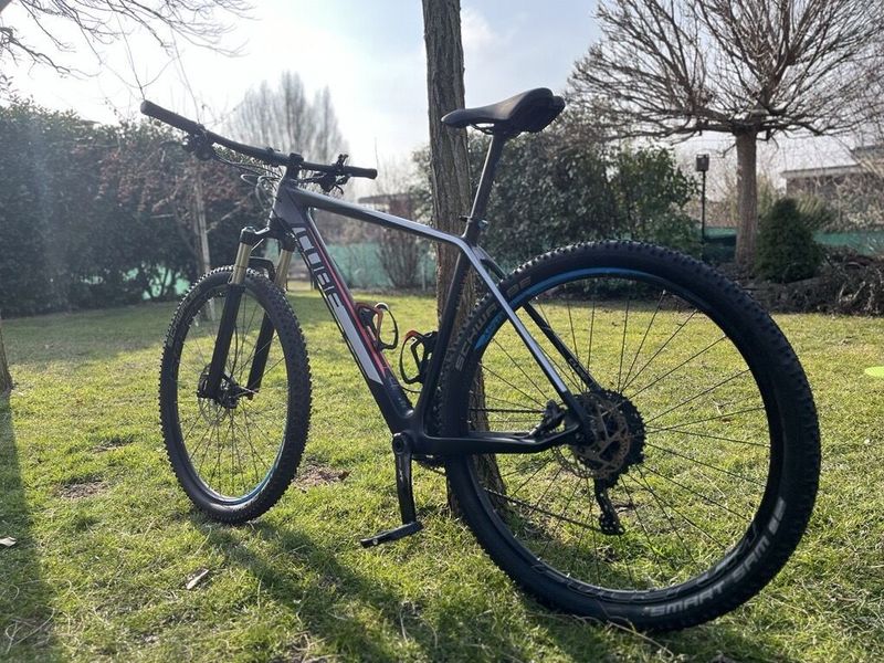 CUBE REACTION PRO, CARBON, 29", vel. 21"