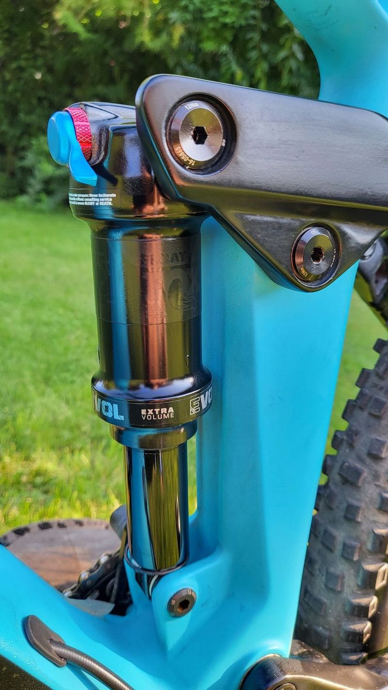 CUBE STEREO 140 HPC RACE 27.5, karbon, Magura MT5
