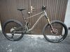 NOVÉ : GHOST Riot AM CF Full Party - XL, model 2024