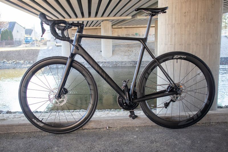 Canyon Ultimate CF SL Disc 7.0, velikost L
