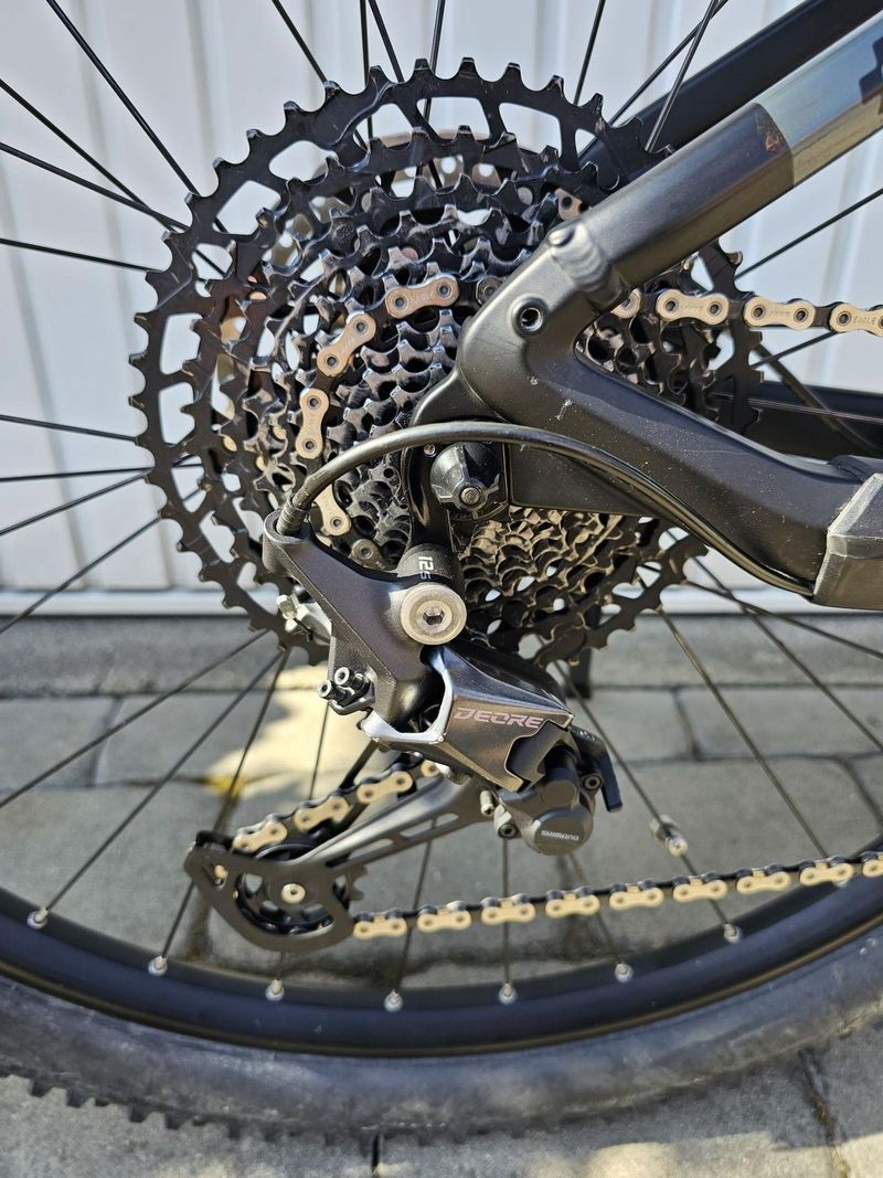 CUBE R H PRO 625 29“