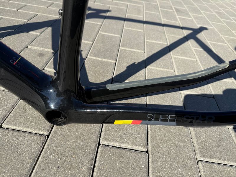 Cinelli Superstar vel.57cm karbonový rám silniční ZCELA NOVÝ