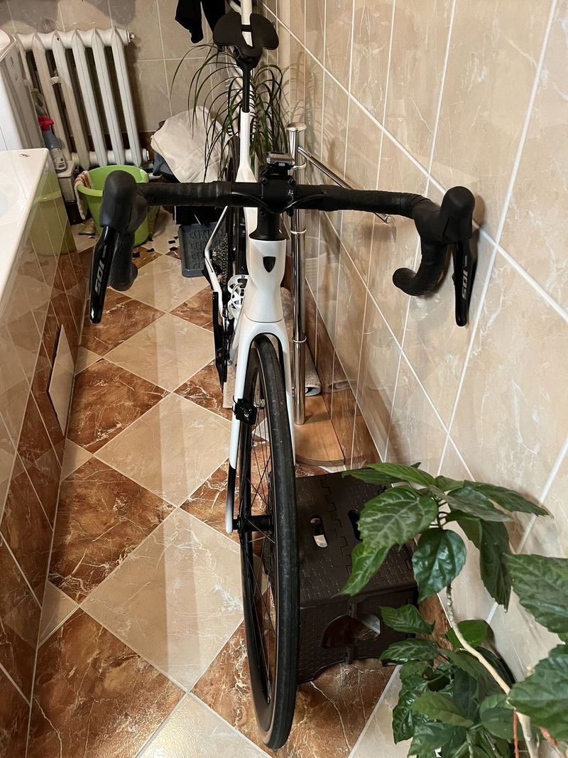 Trek Madone velikost M 