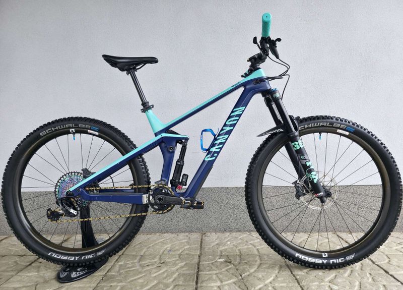 Horské kolo Canyon Strive CF 6.0 Carbon 2019 29″