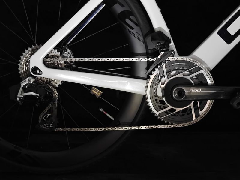 Silniční kolo QM R10 SRAM RED E1 eTap AXS 