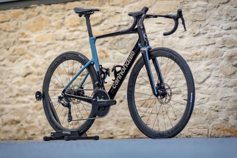 Custom stavba Cannondale SuperSix EVO / Karbony / Kombo