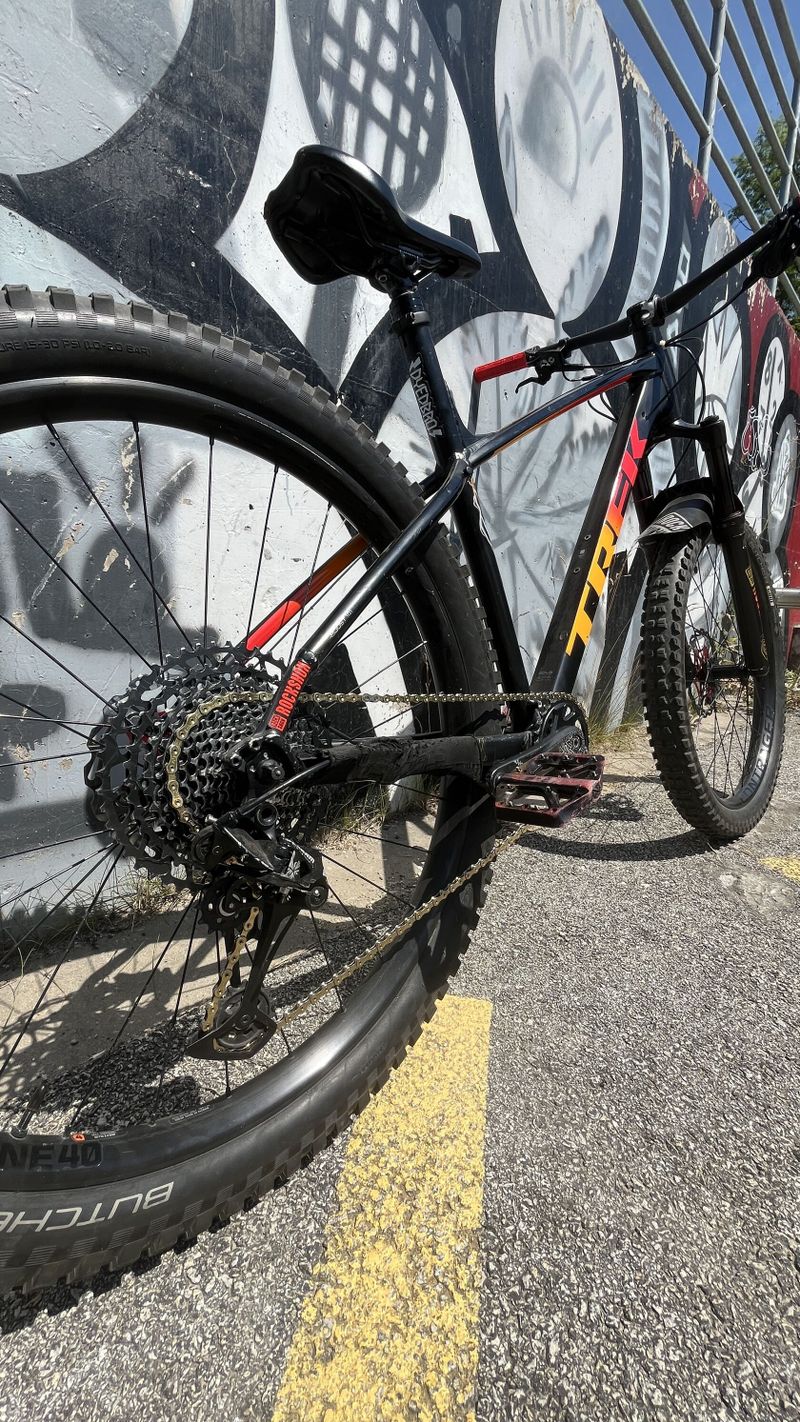 TREK ROSCOE 8 2020
