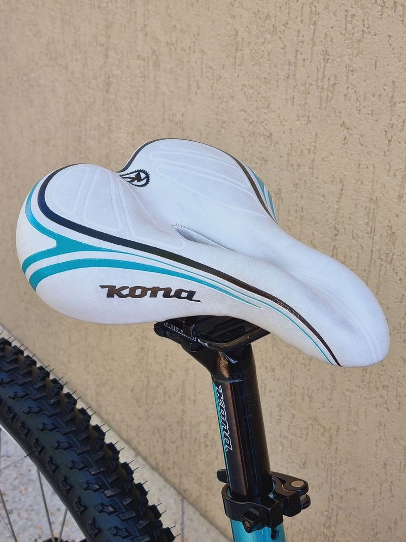 #75 Zánovní horské kolo Kona, pro 165-180cm