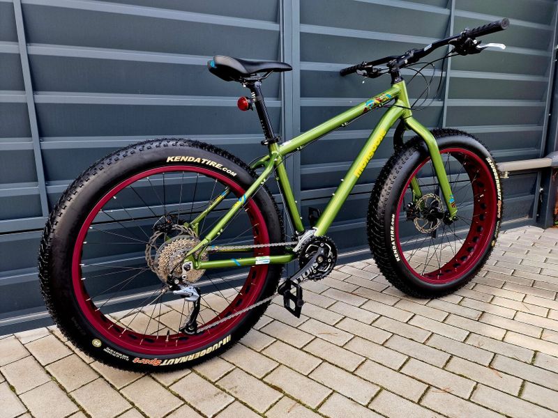 (60)Zánovní Fatbike Mongoose Kotoučové brzdy