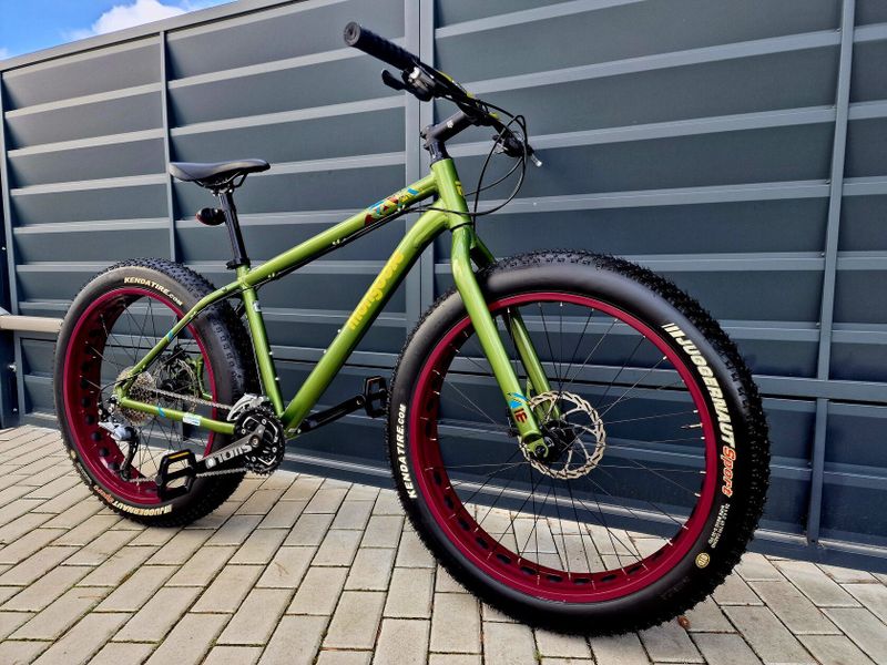 (60)Zánovní Fatbike Mongoose Kotoučové brzdy
