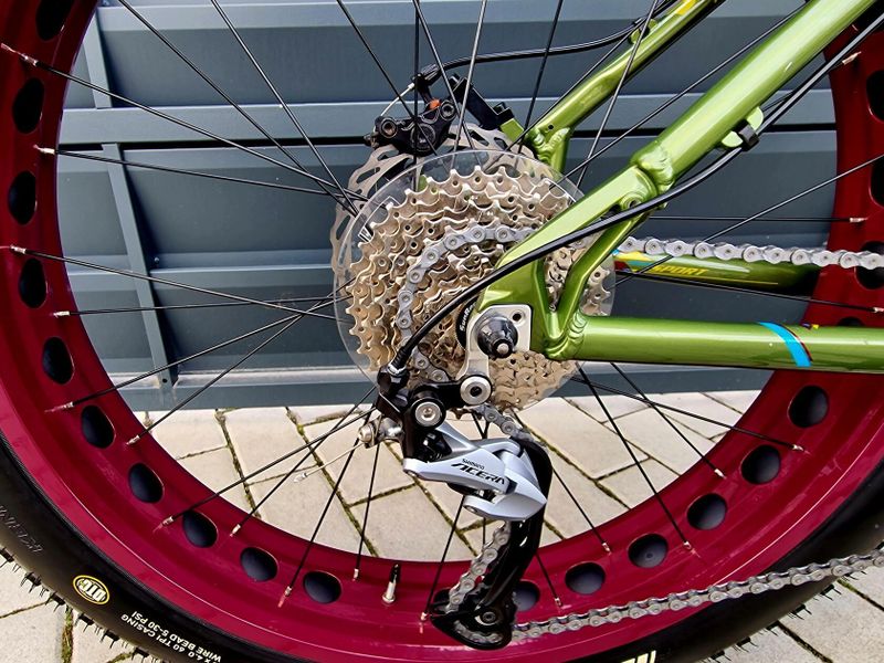 (60)Zánovní Fatbike Mongoose Kotoučové brzdy