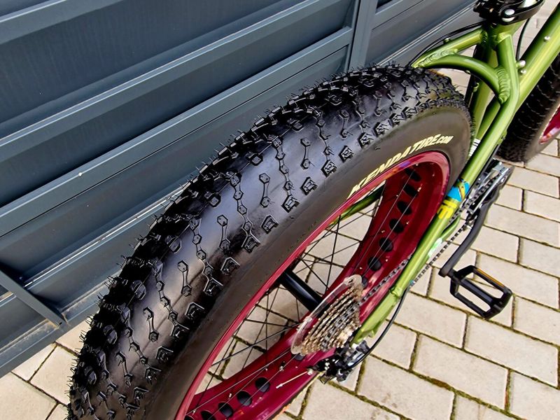 (60)Zánovní Fatbike Mongoose Kotoučové brzdy