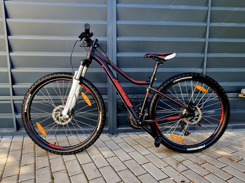 (66)Horské hliníkové kolo Merida 27,5" Kotoučové brzdy