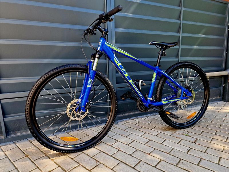 (69)Horské hliníkové kolo GT 27,5" Kotoučové brzdy