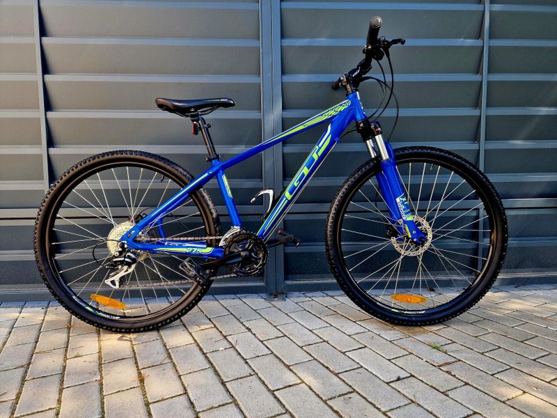 (69)Horské hliníkové kolo GT 27,5" Kotoučové brzdy