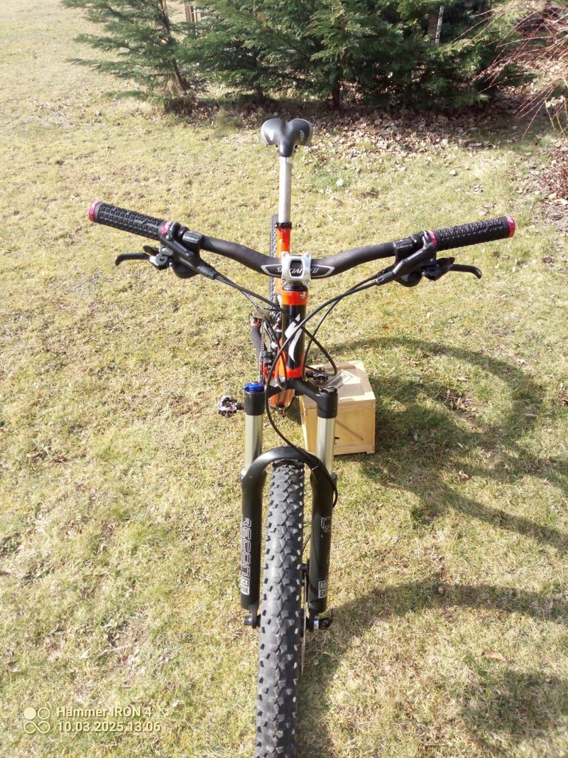 Specialized Camber 26" celopero po velkém servisu