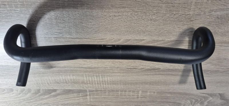Řídítka ONE Alloy, X-Race Aero, 31.8mm, Reach 70mm, Drop 126mm, Flare 16°