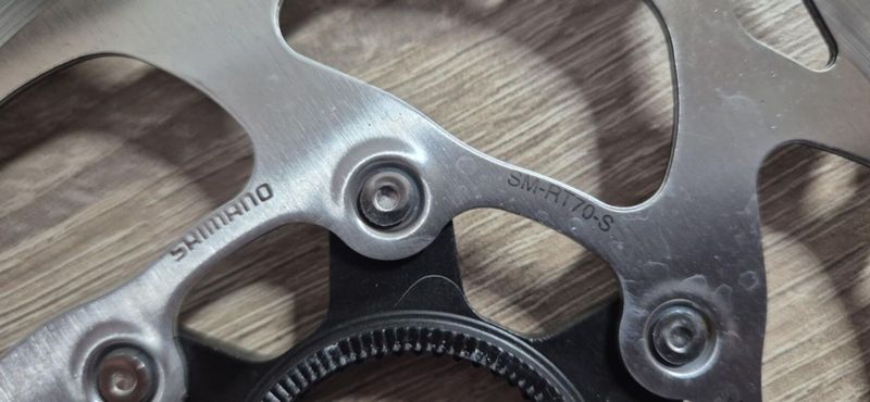 Brzdové kotouče Shimano 160 / SM-RT70-S Použité