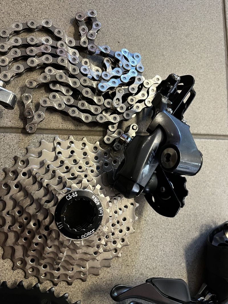 Sada Shimano Claris + brzdy tektro