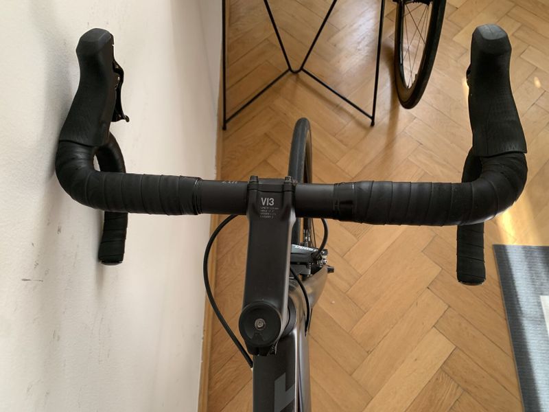 Prodám silniční kolo Canyon Endurace CF8 / 2020