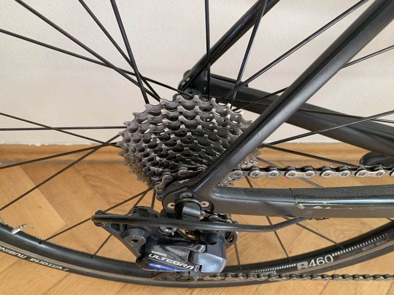 Prodám silniční kolo Canyon Endurace CF8 / 2020
