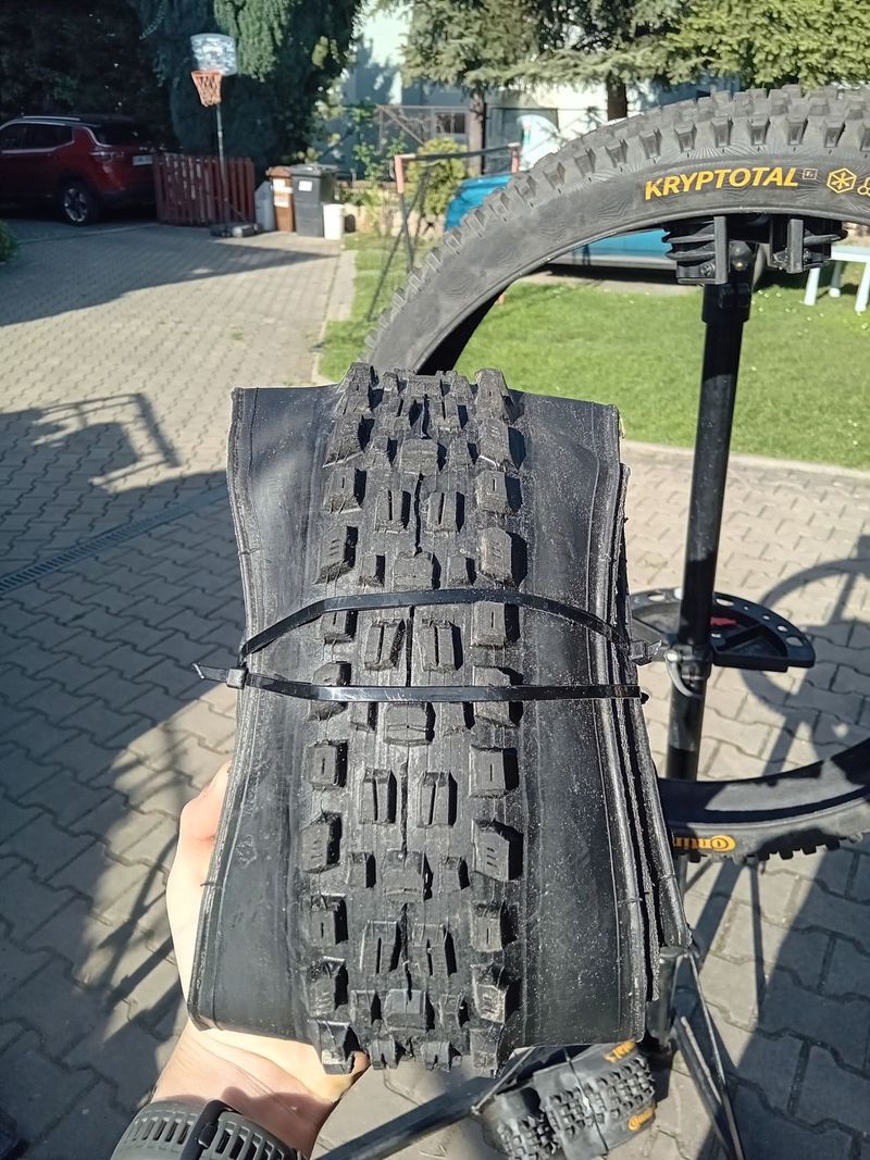 Plášť maxxis asegai dh casing