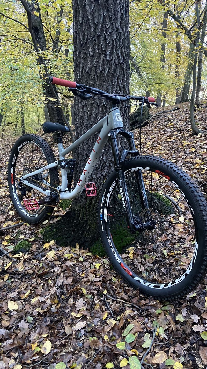 Zánovní trail bike 