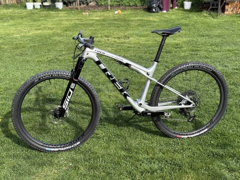Trek Supercaliber SLR 9.9 XX Gen2 Argent Drizzle vel.L