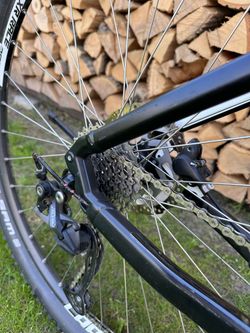 Prodám kvalitní elektrokolo CUBE s motorem BOSCH