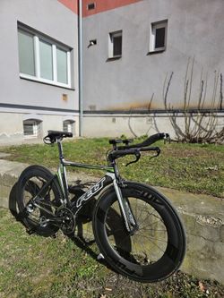 Triatlonové kolo Felt B16 Shimano ultegra. karbonové kola - RAKETA !!!
