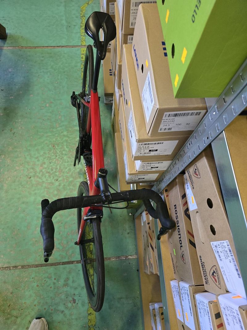 Prodám silniční pánské kolo Specialized 