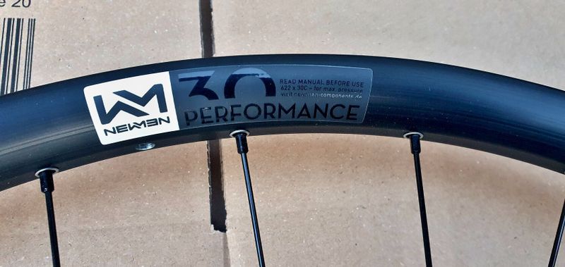Predam nove kolesa Newmen Performance 30 Boost Microspline 15X110mm /12x157mm