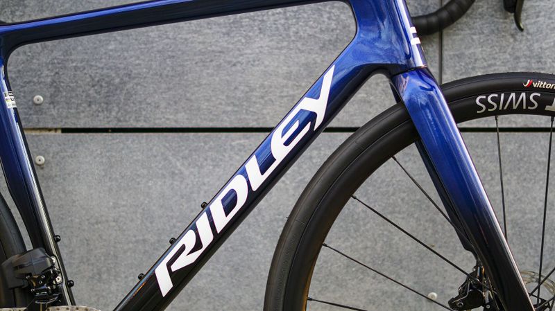 RIDLEY FALCN RS FORCE AXS KOLA DT SWISS 1800 RADIANT M 57CM