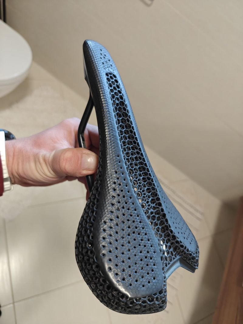 Sedlo SPECIALIZED Romin Evo Mirror Black 143 mm