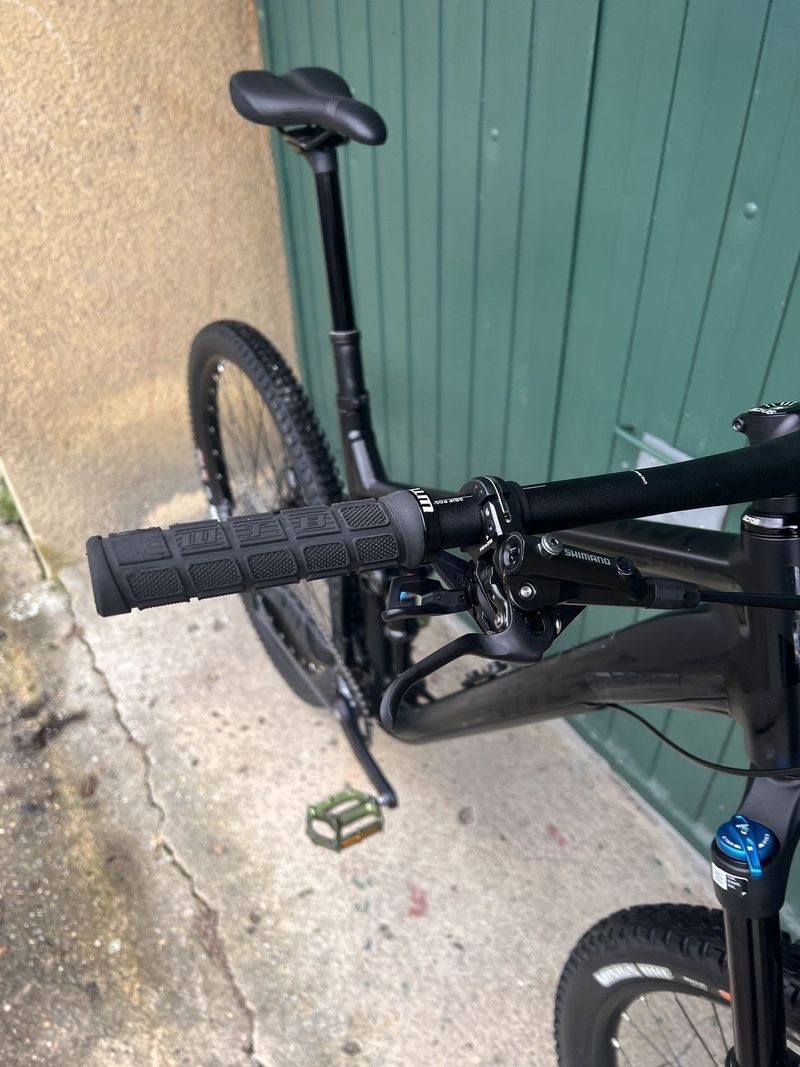 Nové trailove kolo Ghost Riot trail 29" ram XL
