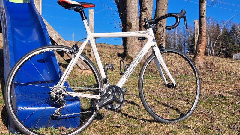 Scott addict R4 karbon 