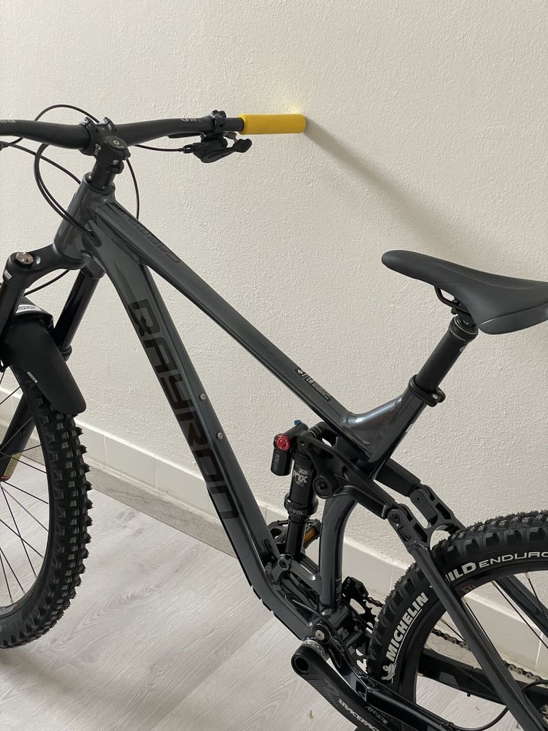 Qayron Carma MKII EN 1F 2022 - Vel. L