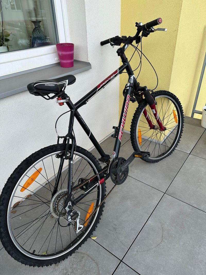 Použité Horské kolo Schwinn Frontier 26", hliníkový rám 18"