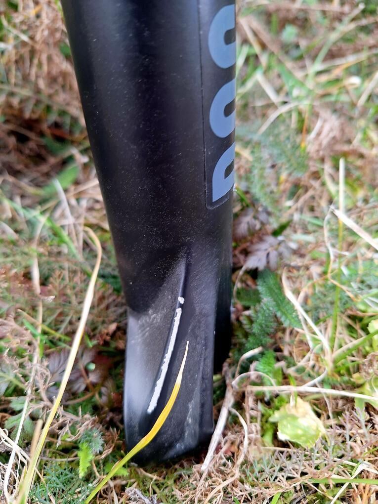 Odpružená vidlice rock shox recon