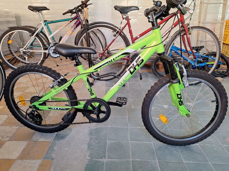 Prodám plně funkční dětské kolo značky DHS 20"