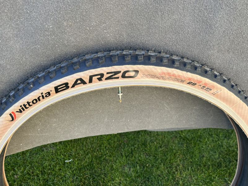 MTB plášť 29", Vittoria BARZO XC-RACE 29x2.25 Graphene 2.0 , kevlar skládací