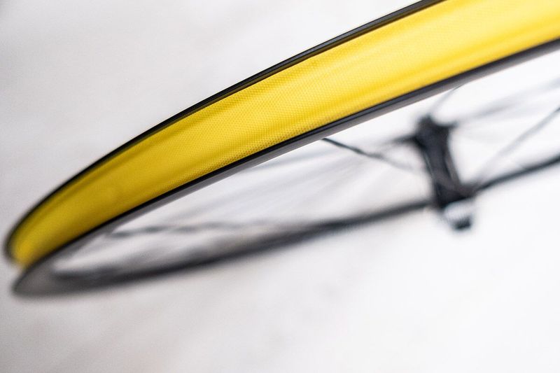 Kola DT Swiss R470 db + pláště Vittoria Rubino Pro G2