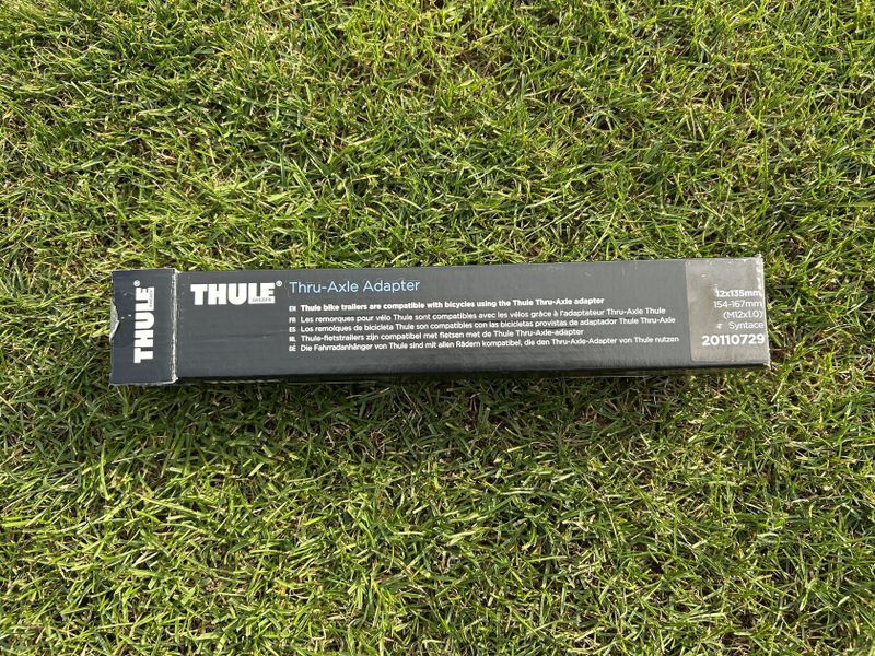 Thule 12mm osa Syntace X-12 152-167 mm (M12x1.0), pevná osa pro přívěsný vozík