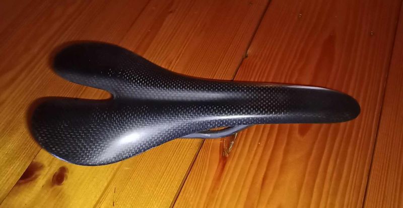Úklid - sedla Syncros, Selle italia, carbon, Vertu