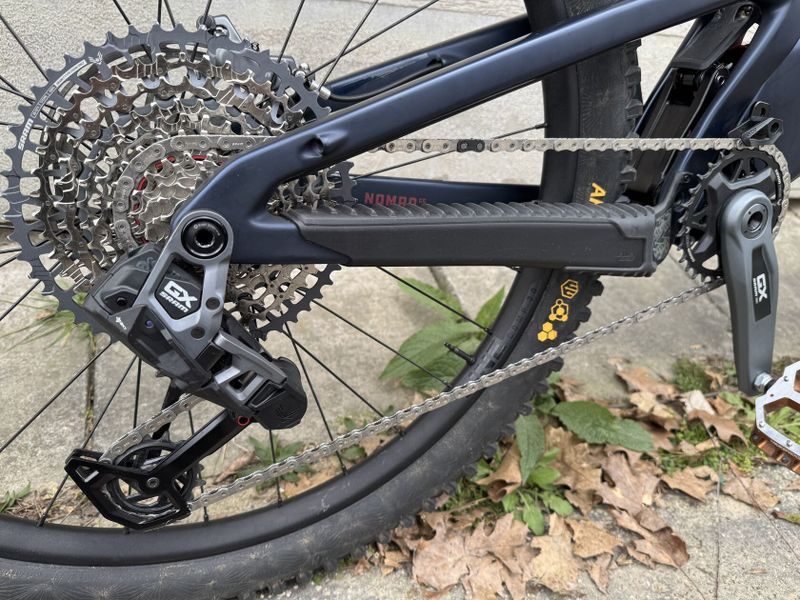 Santa Cruz Nomad v6 cc M.
