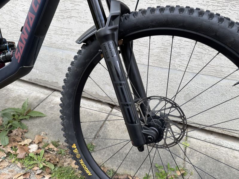 Santa Cruz Nomad v6 cc M.