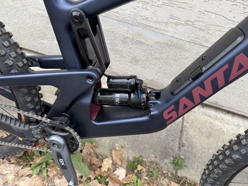 Santa Cruz Nomad v6 cc M.