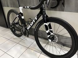 Scott Addict Gravel 10